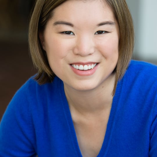 Nikki Abramson - Motivational Speaker / Storyteller in Minneapolis, MN