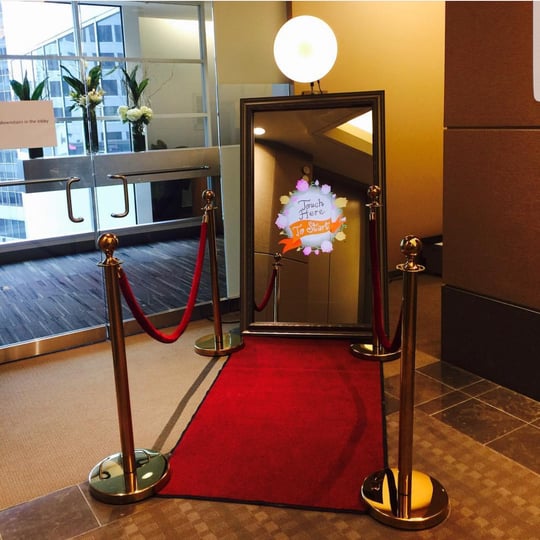 Star Photo Booth - Photo Booths / Family Entertainment in Houston, TX