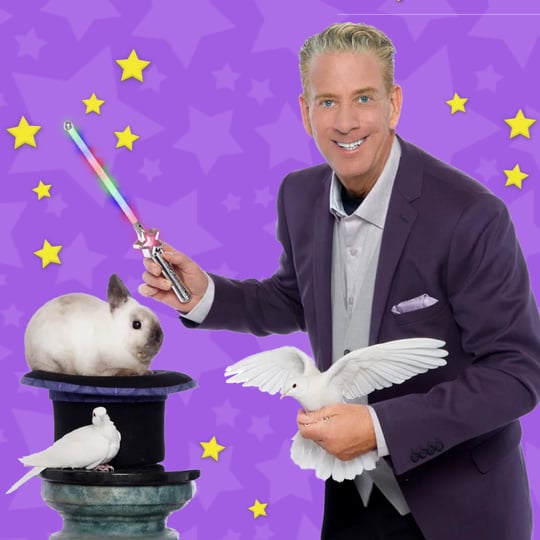 Christopher Starr of Starr Magic Shows - Children’s Party Magician in Toronto, ON