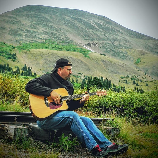 Ted Gaunt Music - Singing Guitarist / Country Singer in Altoona, IA