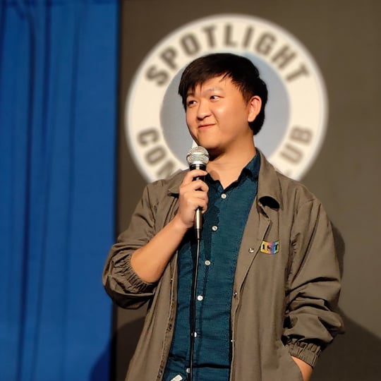 Robert Chan Magic - Strolling/Close-up Magician / Comedy Magician in Niagara Falls, ON