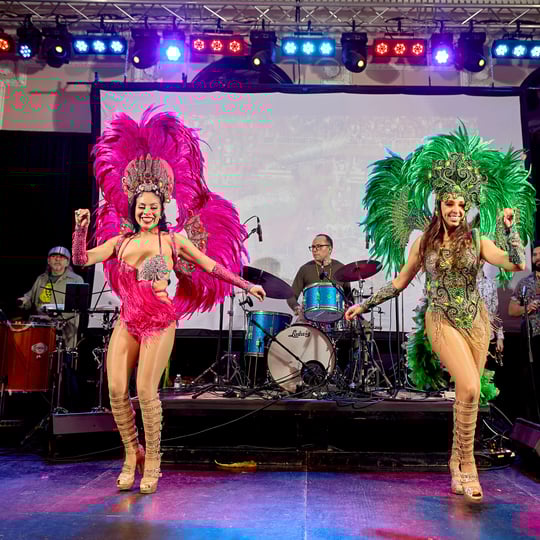 Thata Samba Show - Samba Dancer / Brazilian Entertainment in Chicago, IL