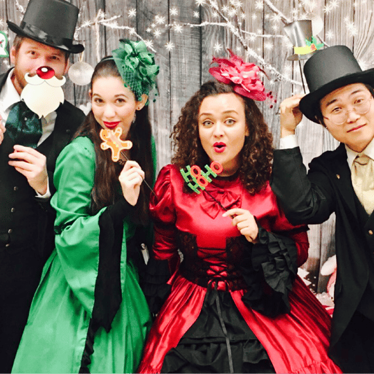 The Holiday Carolers - Christmas Carolers / Choir in New York City, NY