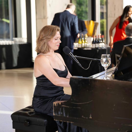 Jennifer Scott - Acoustic Band in Washington, DC