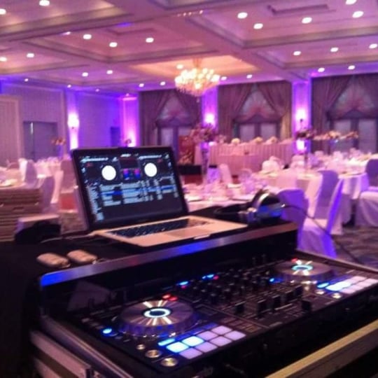 Traveling Performers - DJ in Denver, CO