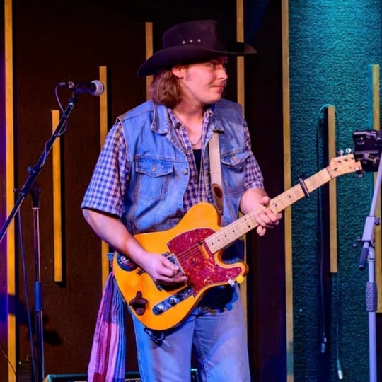 Travis LaPointe - Singing Guitarist / Acoustic Band in Charlottetown, PE