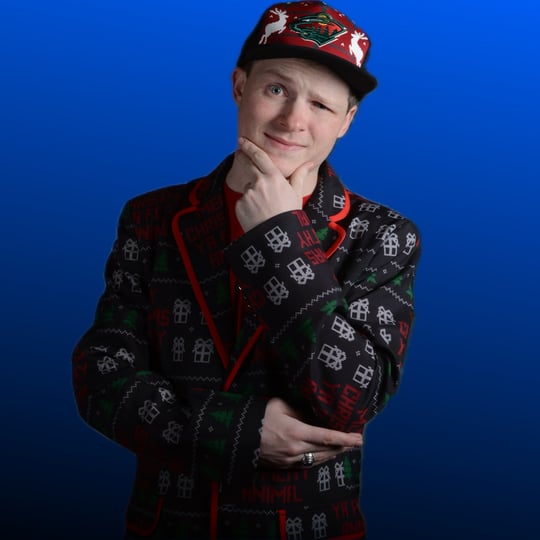 Tyler Linton - Comedy Magician in Minneapolis, MN
