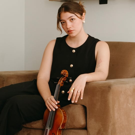 Anny - Violinist for every occasion - Violinist in Brookline, MA