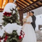 Winter Wedding Entertainment Ideas to Wow Your Guests