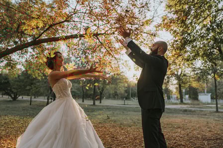 Beautiful Fall Wedding Ideas on a Budget