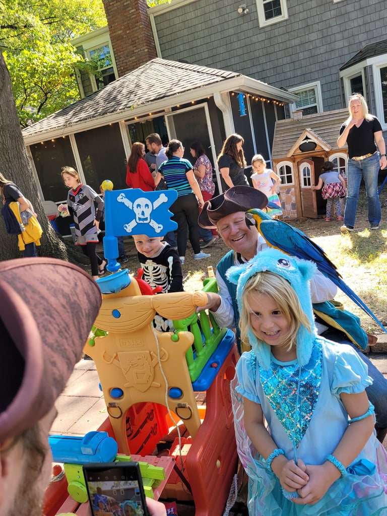 Photo 2 from Oct 8, 2022 event with Pirates And Parrots