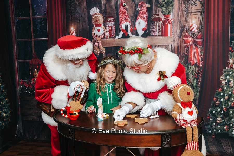 Photo 6 from Nov 7, 2021 event with Santa Pete and Marie Claus
