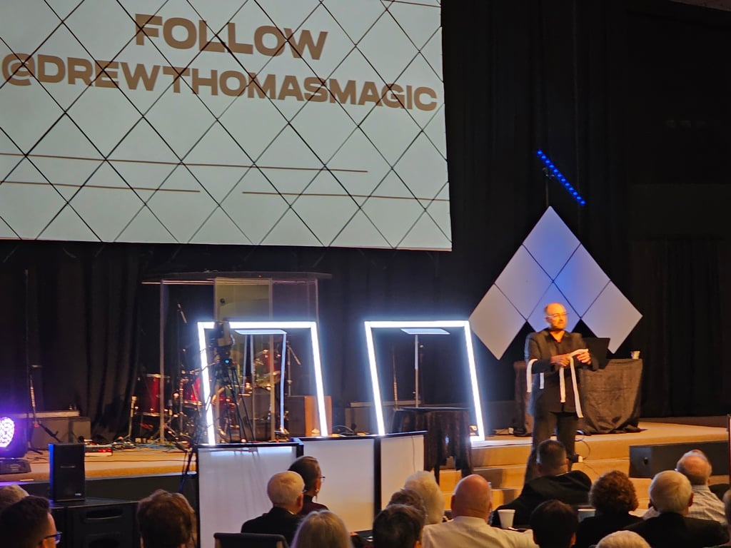 Photo 1 from Apr 13, 2023 event with Drew Thomas Magic