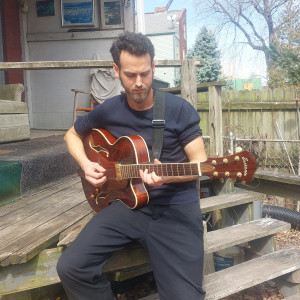 Aaron Straman - Singer, Songwriter - Singing Guitarist in St Louis, Missouri