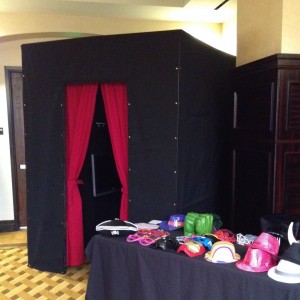 Abbey Photo Booth - Photo Booths in Los Angeles, California