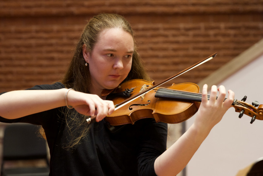 Hire Abigail Bracewell Violin Violinist in Houston, Texas