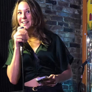 Allie O - Stand Up Comic