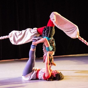 Acrobatic Stilts - Stilt Walker in Vancouver, British Columbia