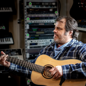 Adam J Karch - Singing Guitarist in Saint-Mathias-sur-Richelieu, Quebec