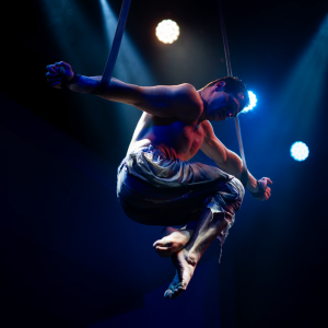 Aerial straps - Circus Entertainment in Las Vegas, Nevada