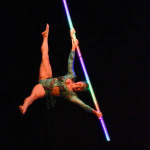 Luv is in the Air - Aerialist / Stilt Walker in Madison, Wisconsin