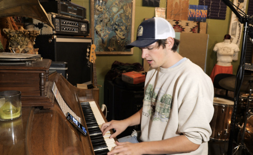 Hire Aiden Brown Country Singer in Carmel, Indiana