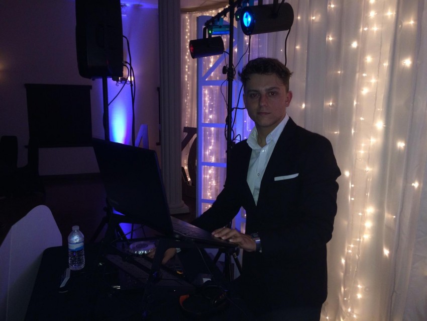 Gallery photo 1 of Alb Entertainment Mobile DJ Services