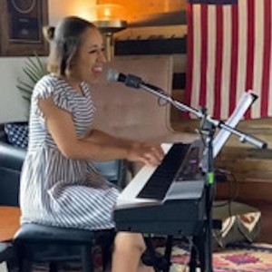 Aleah Lincey - Pianist - Singing Pianist in San Diego, California