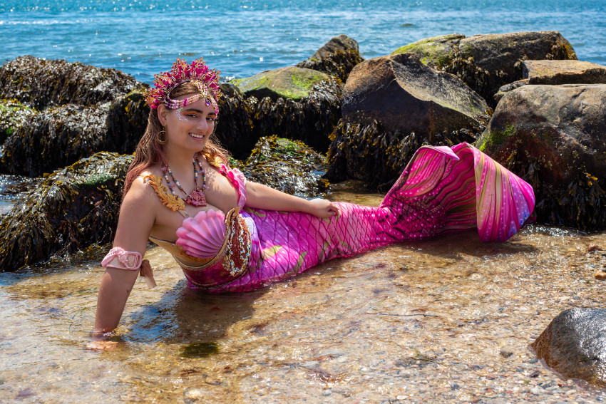 Gallery photo 1 of Alexandra the Mermaid