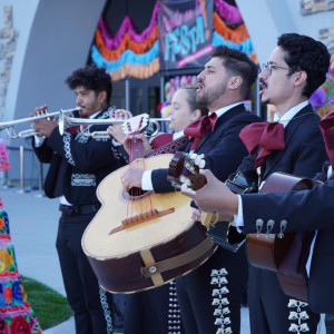 Mariachi Mexico En La Piel - Mariachi Band in Omaha, Nebraska