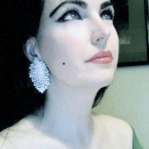 Alexis as Elizabeth Taylor - Elizabeth Taylor Impersonator in Beverly Hills, California