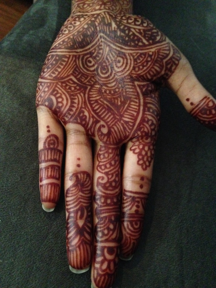 Hire Alisha The Henna Lady Henna Tattoo Artist in Tampa
