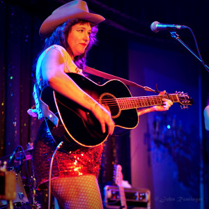 Alison Self - Singing Guitarist in Portland, Oregon