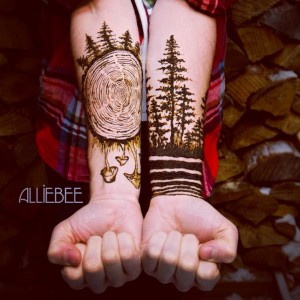 Alliebee Henna