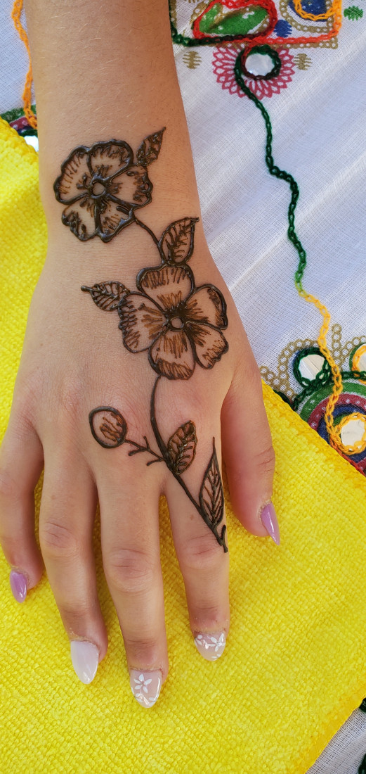 Gallery photo 1 of Alluring Henna Art