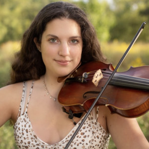 Alyssa Lucente - Violinist in Coraopolis, Pennsylvania