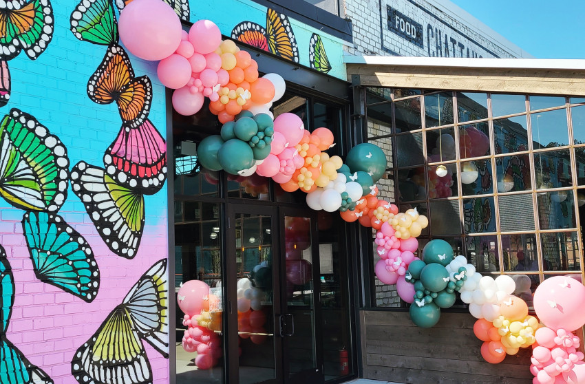 Hire Amplified Balloons LLC Balloon Decor in Atlanta,