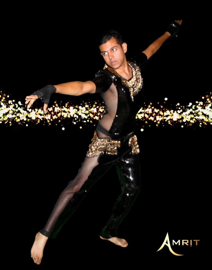 Gallery photo 1 of AMRIT - Male Bellydancer