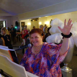 Amy Lauro - Pianist / Holiday Party Entertainment in Houston, Texas