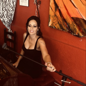 Amy Peck Music - Singing Pianist in Nokomis, Florida
