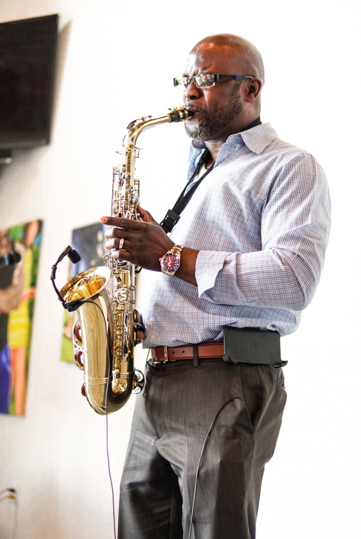 Hire Angelo SAX Shaw Saxophone Player in St Louis, Missouri