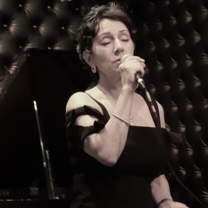 Anna Maria Villa - Jazz Band / Wedding Singer in Patchogue, New York