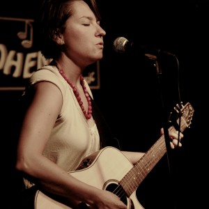 Anna Snow - Singing Guitarist in Somerville, Massachusetts