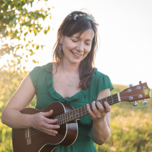 Annie Sea Music - Singing Guitarist in Gresham, Oregon