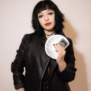 Ari Rose Magic - Strolling/Close-up Magician in Orlando, Florida