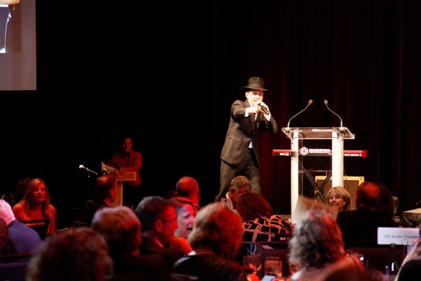 Gallery photo 1 of Auctioneer