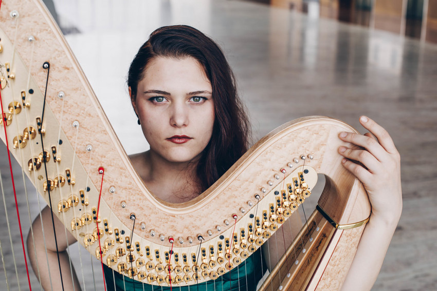 Gallery photo 1 of Autumn Selover - Harpist