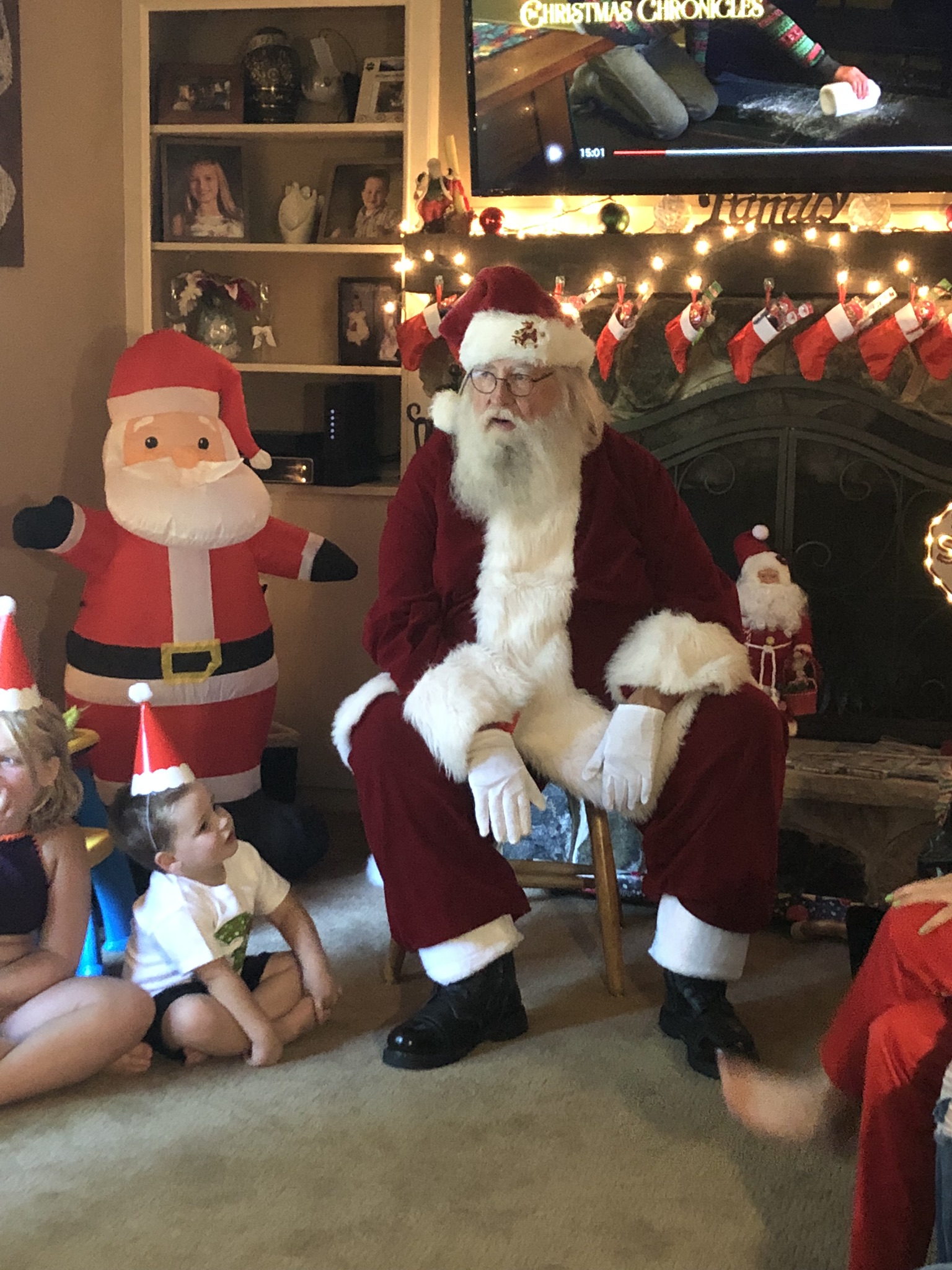 Hire Santa Gordon - Santa Claus in Milwaukee, Wisconsin