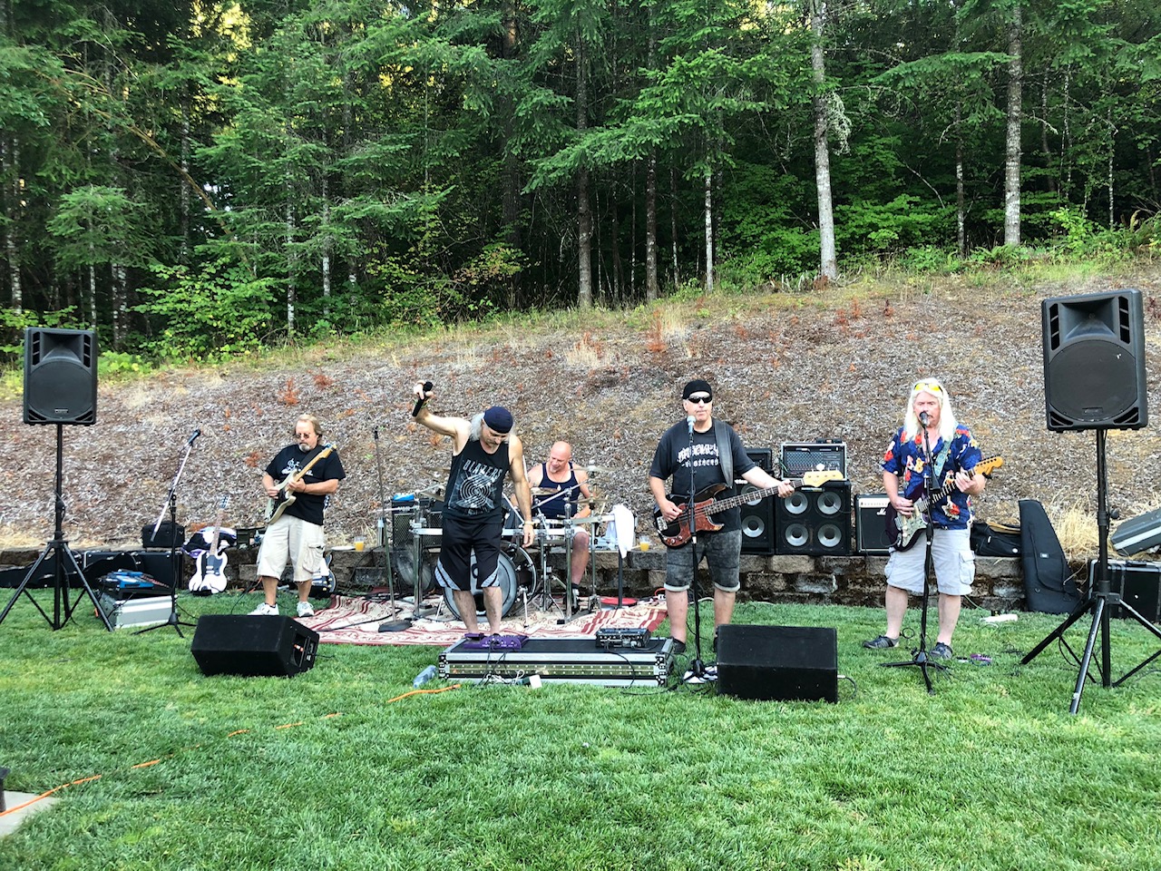 Hire Newhouse Rock Band in Eugene, Oregon