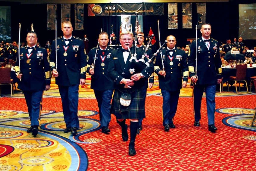 Hire Bagpipes of Amazing Grace Bagpiper in Phoenix, Arizona